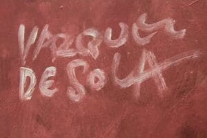 Vázquez de Sola: trazos de una vida (2013)