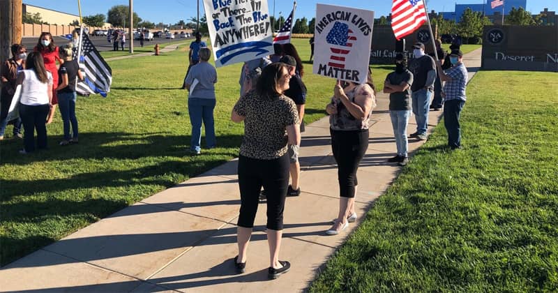 Policías de Utah exigen al dibujante Pat Bagley que se disculpe por una viñeta 2