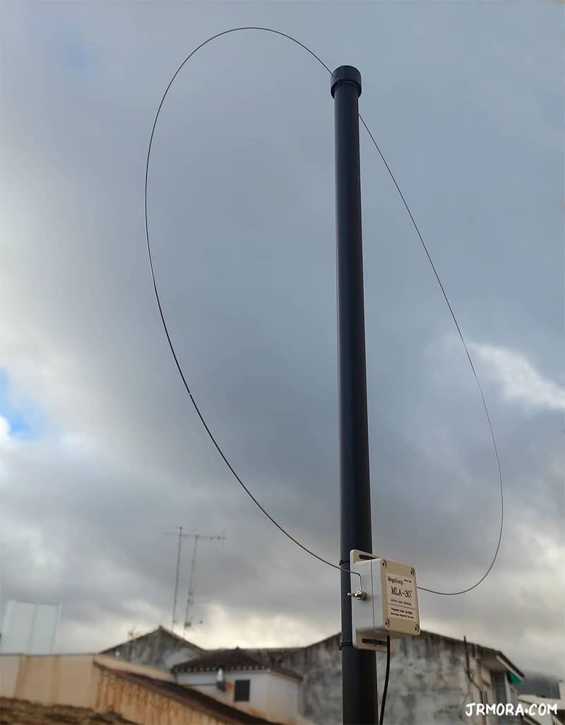 Antena activa Megaloop MLA-30+