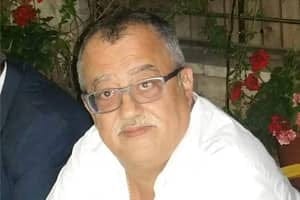 Asesinan al escritor jordano Nahed Hattar frente al tribunal donde se le juzgaba por difundir una viñeta