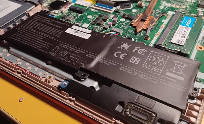 Lenovo Ideapad 320-15AST, reparación 21