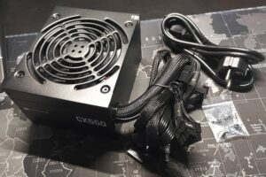 Corsair CX550: Por qué no deberías escatimar en la fuente de alimentación de tu PC
